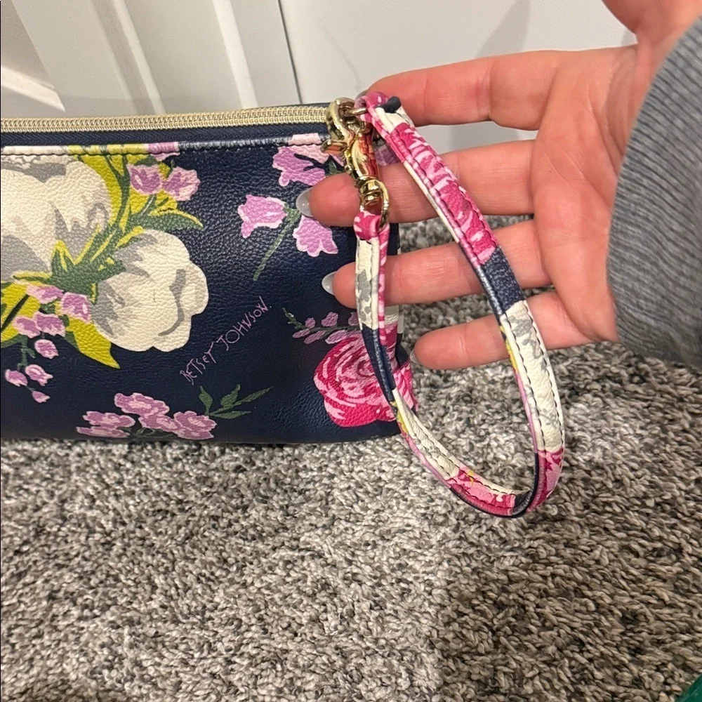 Betsey Johnson Floral Navy Clutch wristlet designer navy wallet purse